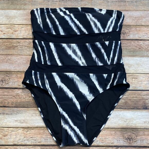 DKNY Mesh Cut-Out One Piece Swim NWT - Picture 2 of 5